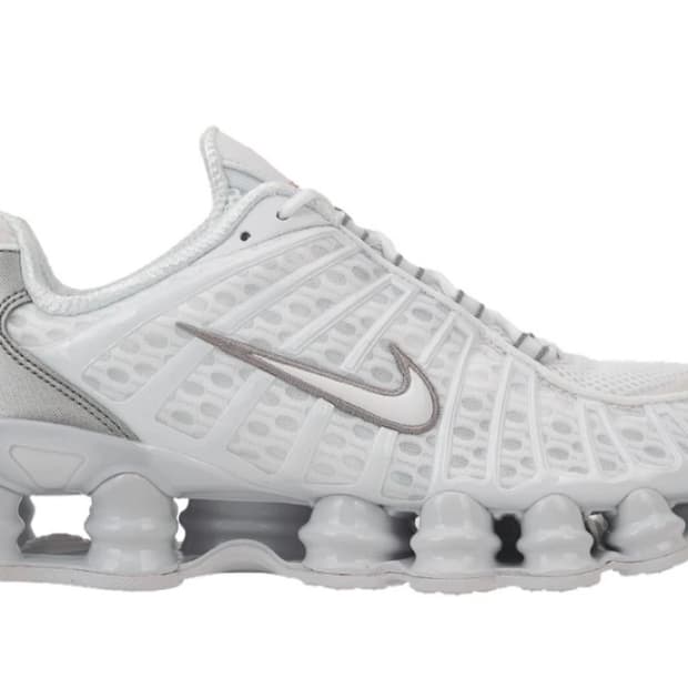 나이키 샥스tl 285