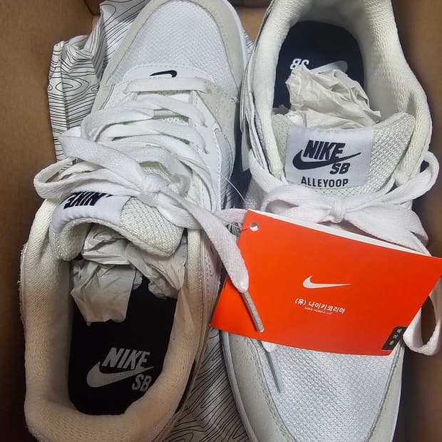 (새상품)나이키sb엘리웁운동화