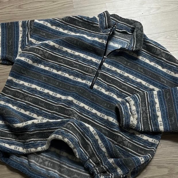 [새상품] 신칠라 맛 반집업 하프집업 후리스