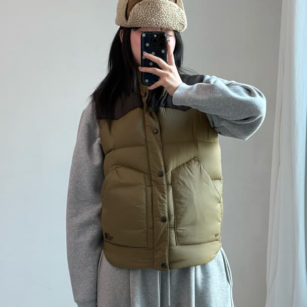노스페이스 카키 브라운 조끼 패딩