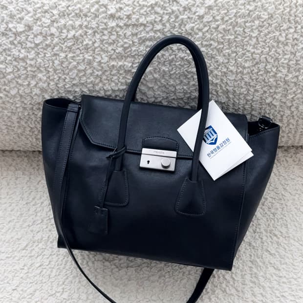 프라다 글라쎄 카프 스킨 2way백