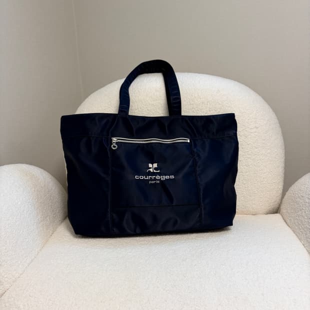 꾸레쥬 나일론 지퍼 쇼퍼백