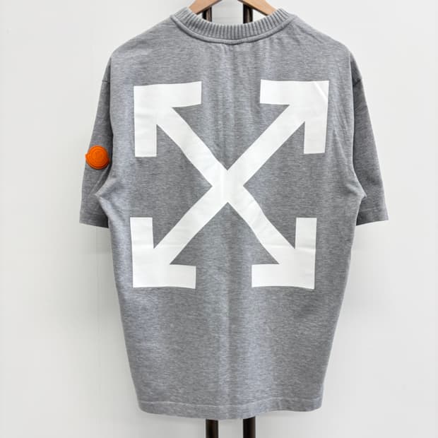 [M]몽클레어 오프화이트 니트 반팔티