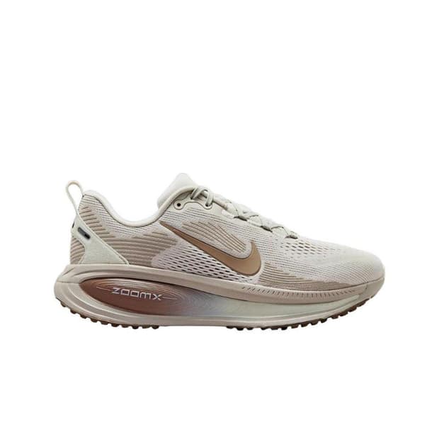 나이키 보메로 18 라이트 본 밍크 브라운 판매합니다👟