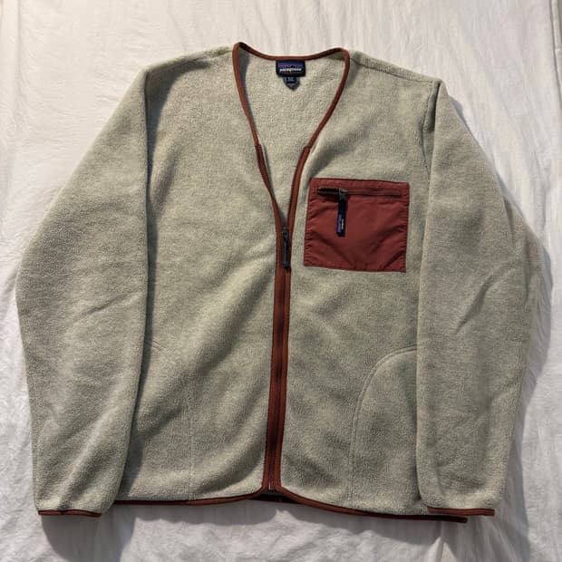 파타고니아 신칠라 라이트웨이트 가디건