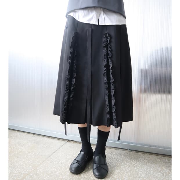 바하윤 러플 리본 플리츠 스커트 구매합니다