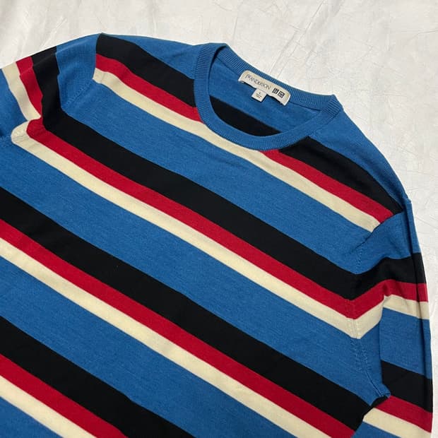 L) 유니클로 x JWA EFM 보더 크루넥 스웨터