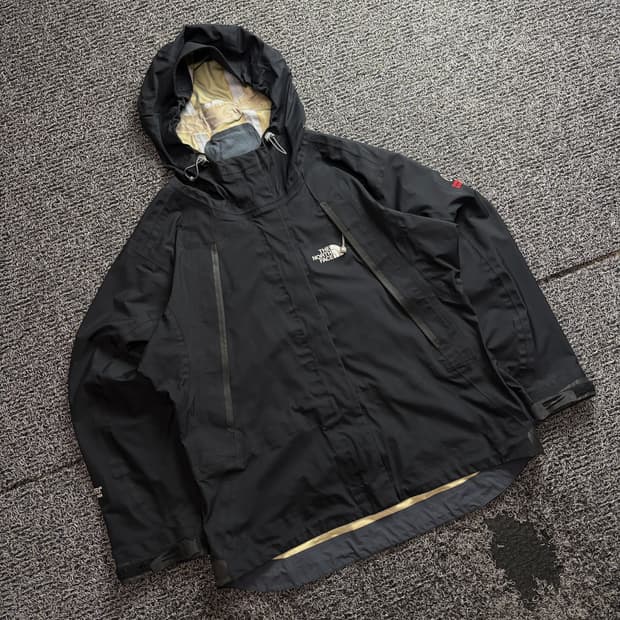 노스페이스 고어텍스 XCR 서밋 시리즈 바람막이 3265