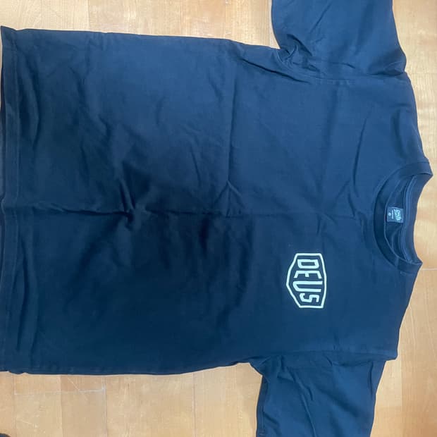 데우스 서울 반팔