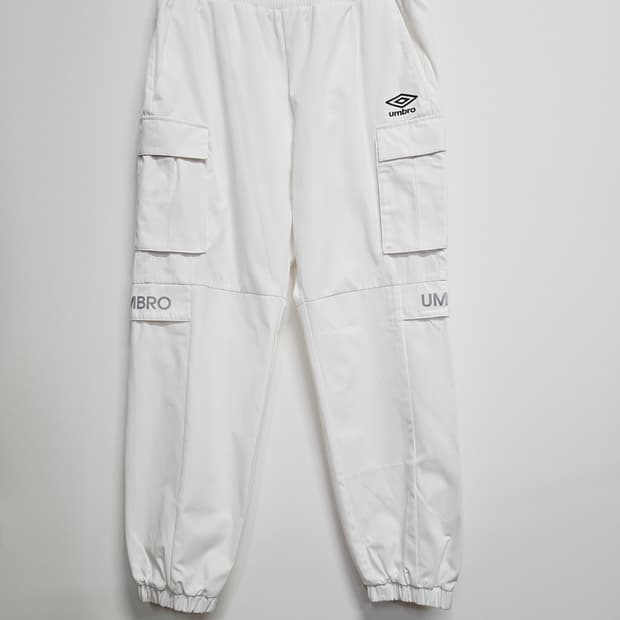엄브로 화이트 카고 조거팬츠