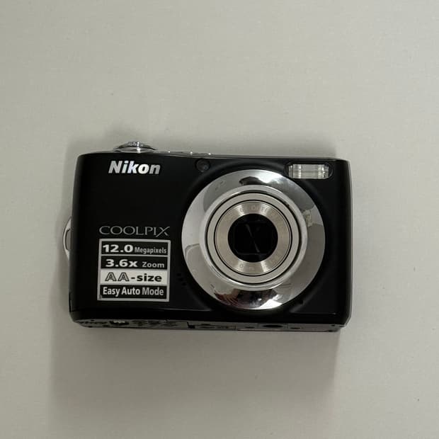 니콘 쿨픽스 L22