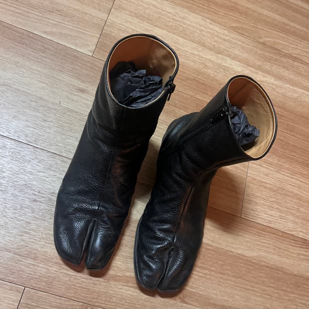 마르지엘라 타비 부츠 43