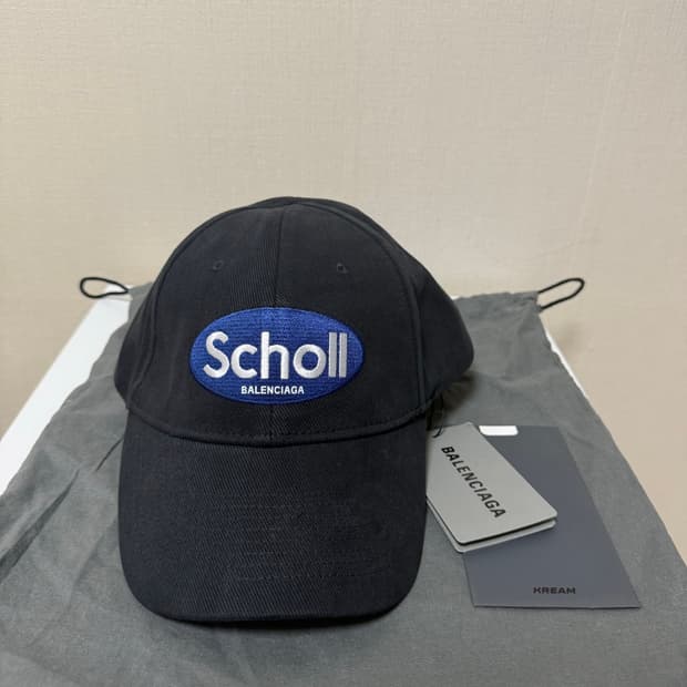 (L)발렌시아가 I 숄 캡 블랙 페이디드