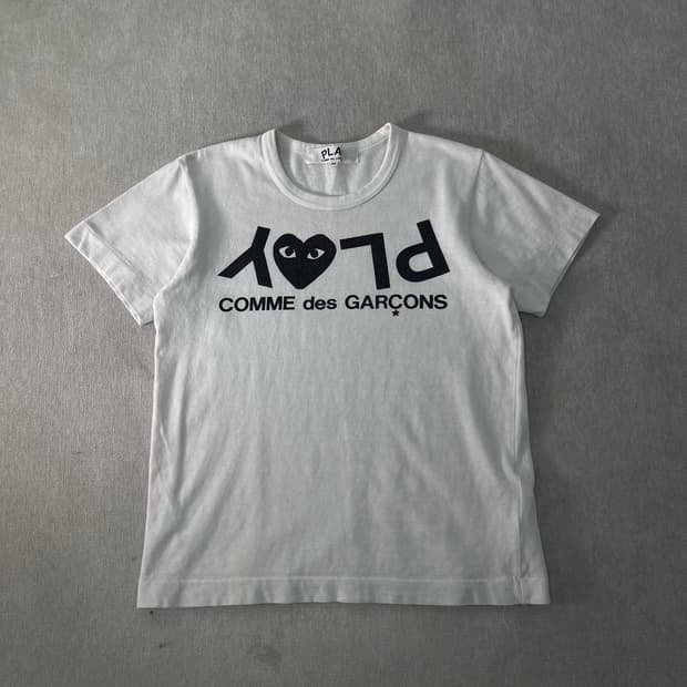 W 95 꼼데가르송 플레이로고 반팔 티셔츠
