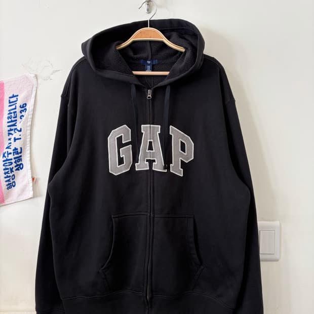 69. 갭 후드집업