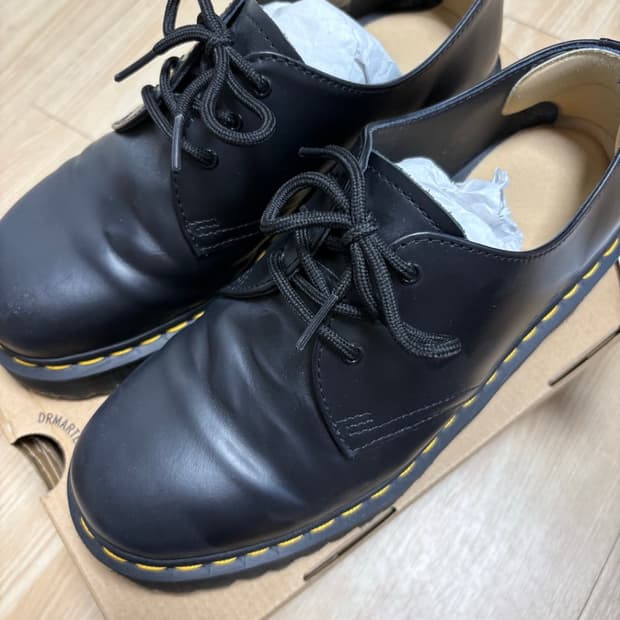 닥터마틴 1461 스무스 팝니다