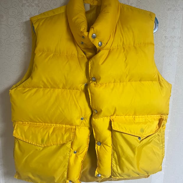 앤할리우드 패딩조끼 