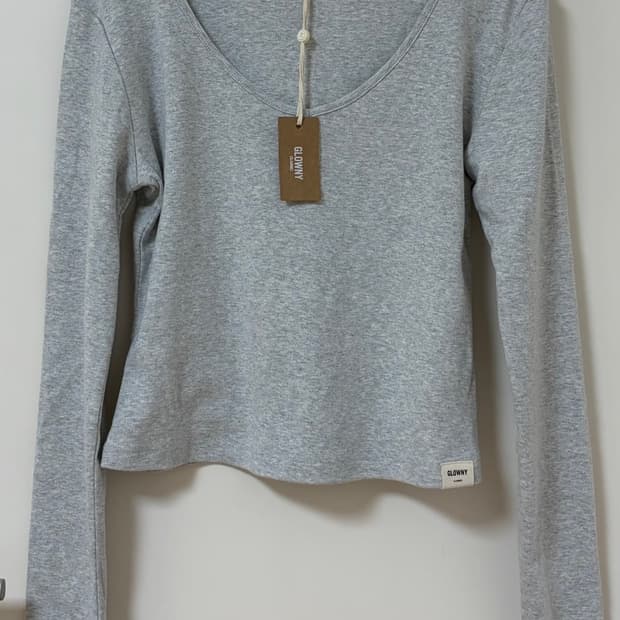 택o 새상품) 글로니 지 클래식 브이넥 롱슬리브 그레이