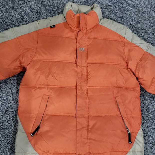 헨리한센 오리털  패딩