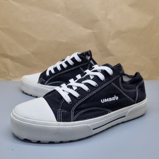 엄브로 블랙 남성스니커즈280 