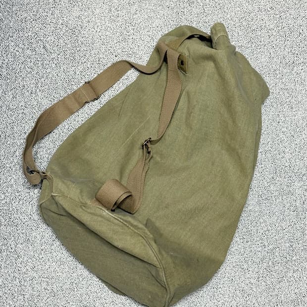 아르마니 빈티지 밀리터리 캔버스 더플백