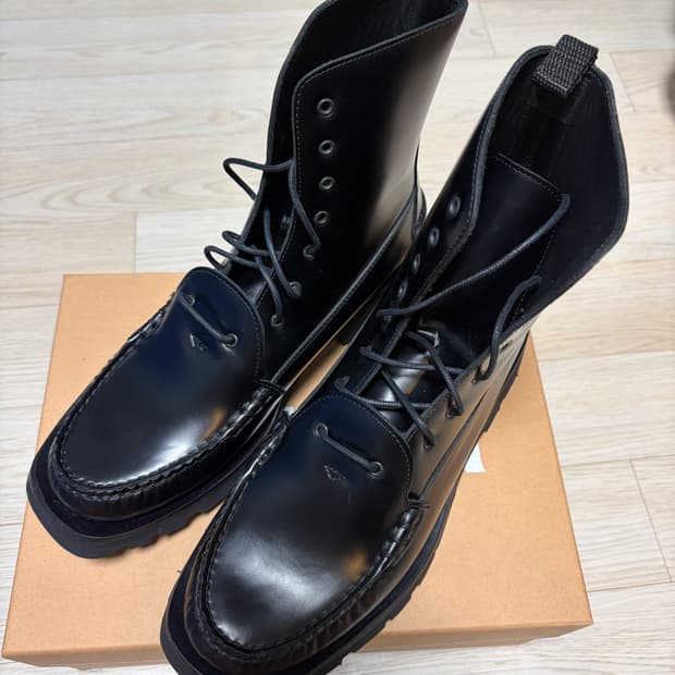 헤레우 카프스킨 앵클부츠(새상품)