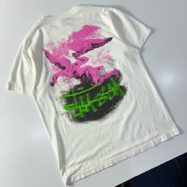 Stussy 스투시 폴른 엔젤 피그먼트 다이드 화이트 반팔티셔츠