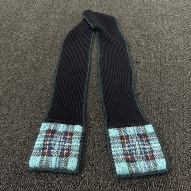 GIANNI LO GIUDICE 모 목도리