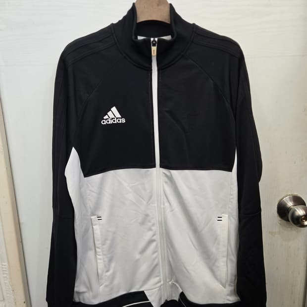 110,2XL)) adidas 아디다스 져지! 깔끔한 디자인~!
