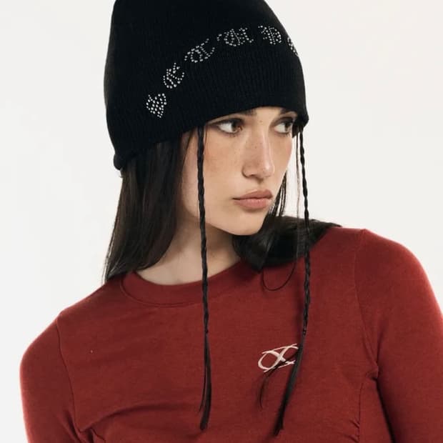 셋업이엑스이 Bold lettering hotfix Beanie