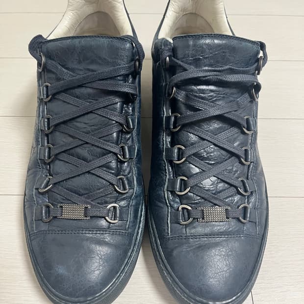 발렌시아가 아레나 로우 스니커즈 41