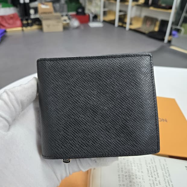 [A급컨디션]루이비통 에삐 타이거 반지갑