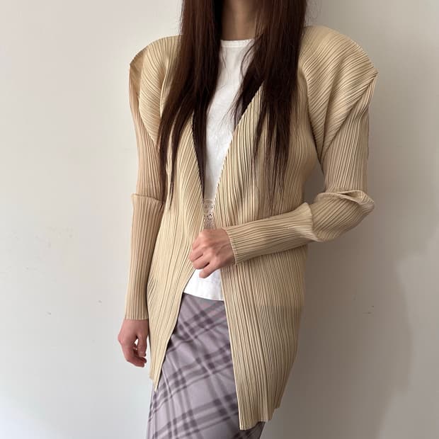 이세이미야케 플리츠플리즈 pleats please 가디건
