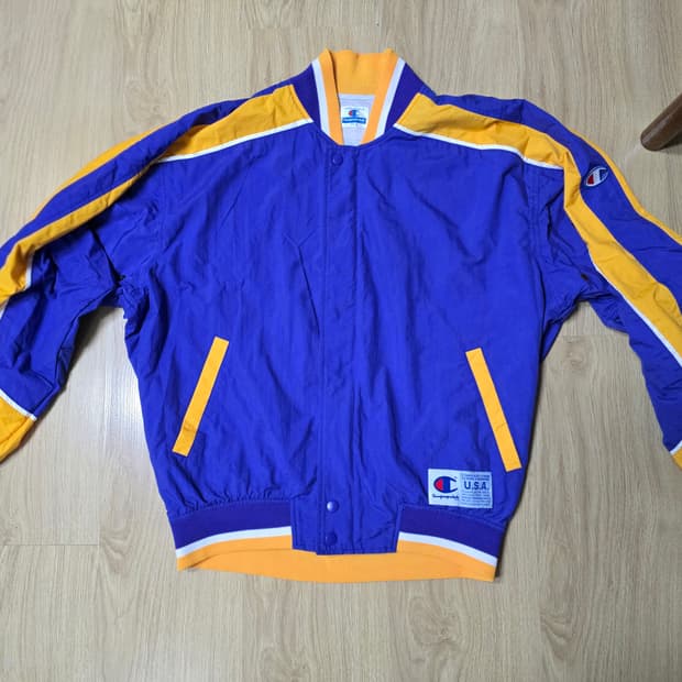 챔피온 스타디움 자켓 L 사이즈