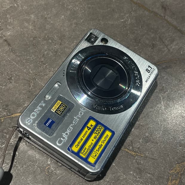 소니 사이버샷 디카 DSC-W130 (2008)