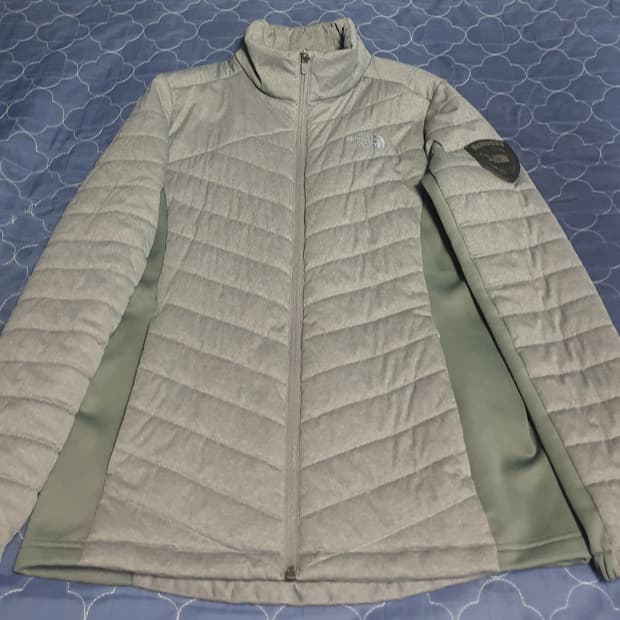 (단종매물) 노스페이스 V-모션 맥머도 경량자켓 그레이 (M)