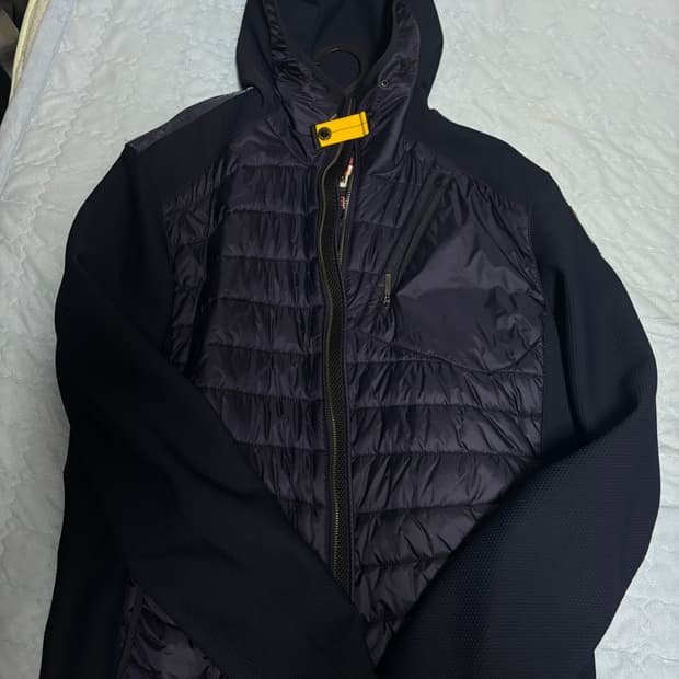 파라점퍼스 놀란 경량 패딩 자켓 PMHYBWU02 562 xl 새상품