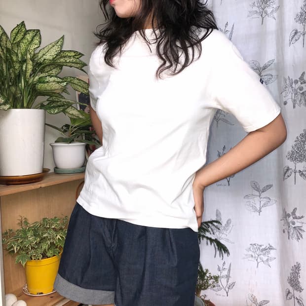 Pure white T