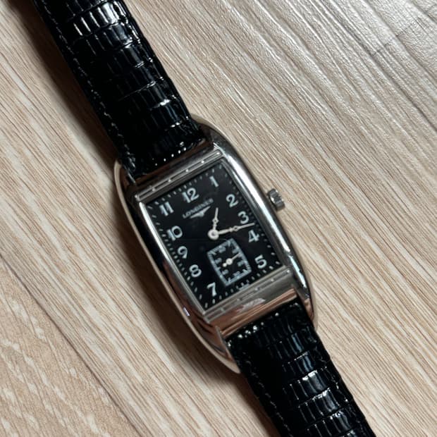 론진 벨아티 검판 사각 시계