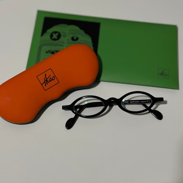 Theo(테오) 99년도 빈티지 프레임 paul medium 블랙