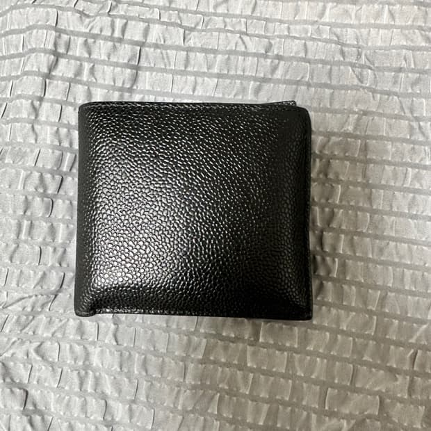 톰브라운 지갑 실사용 일주일 S급