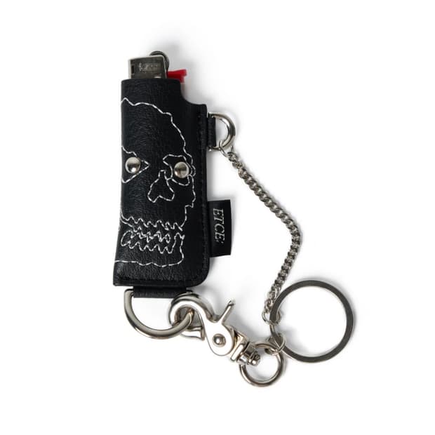 [OS] ETCE 스컬 라이터 키링 블랙