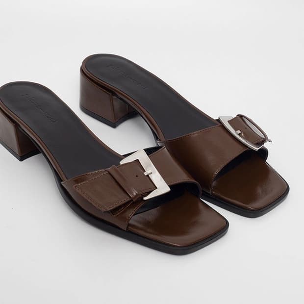 paloma wool 팔로마울 SS23 런웨이 버클 슬리퍼힐 