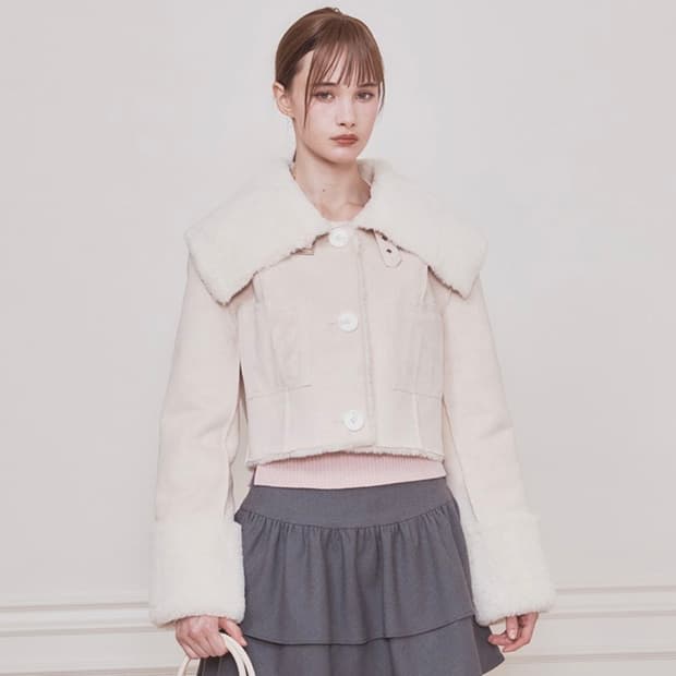 낫유어로즈 리버시블 세일러 무스탕(아이보리)