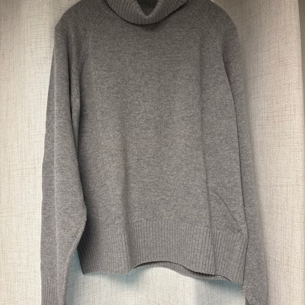 던스트 터틀넥 니트 L