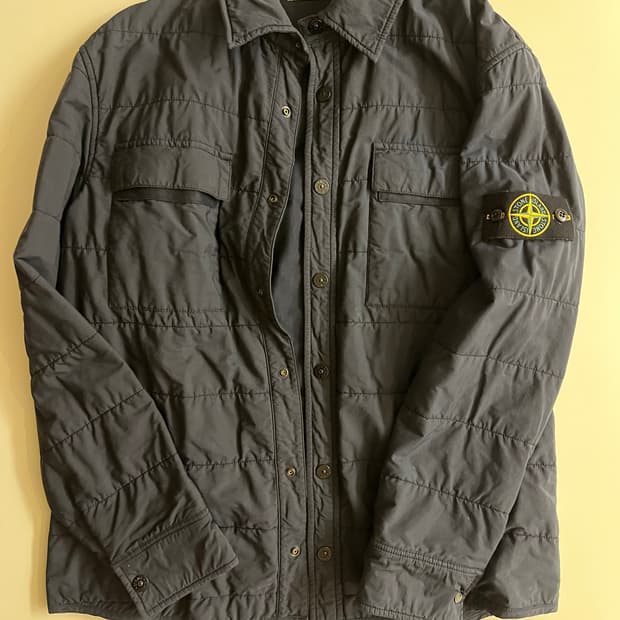 스톤아일랜드 셔츠 자켓 판매해요