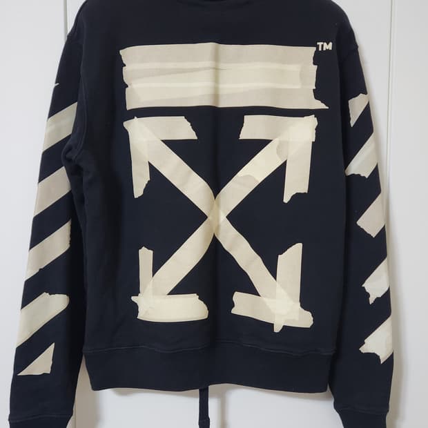 오프화이트 테이프 애로우 스웨트셔츠 블랙 L