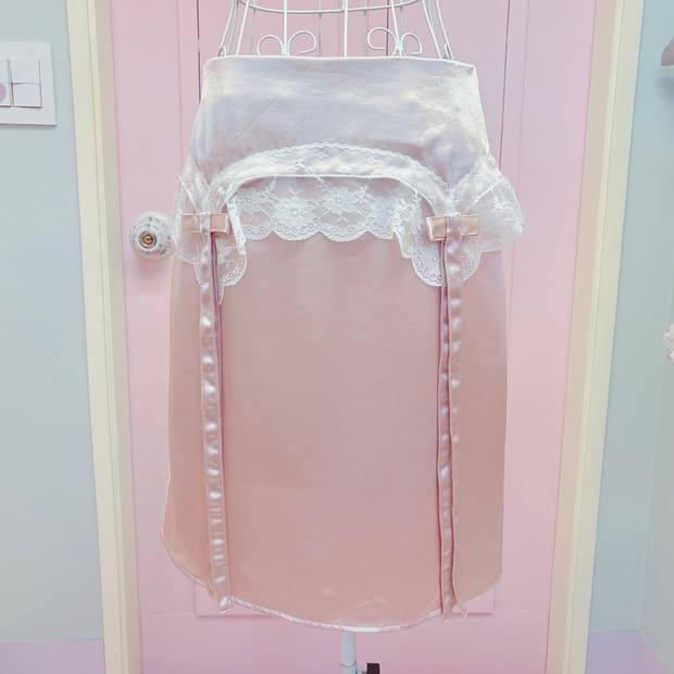 Ribbon lace pink midi skirt