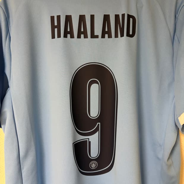 [새상품] 맨체스터 시티 맨시티 25-26 홀란 유니폼 L 100