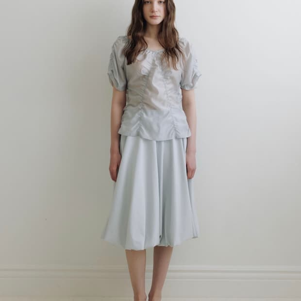 더라이 블라우스 라이트 그레이